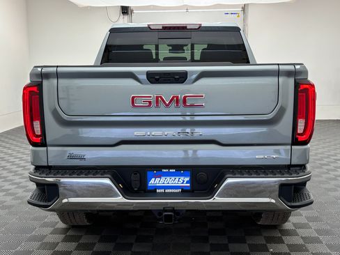 New 2026 GMC Sierra 1500 SLT w/ SLT Premium Package AWD/4WD image 10