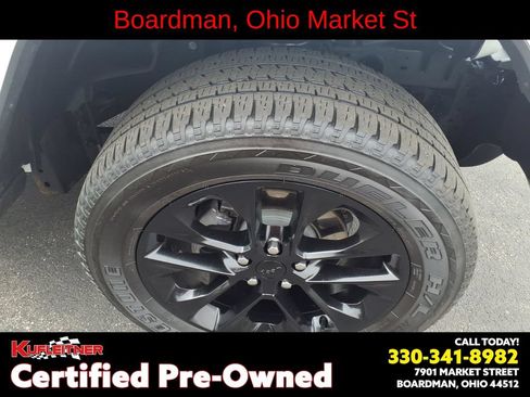Used 2023 Jeep Wrangler Unlimited Sahara AWD/4WD image 21