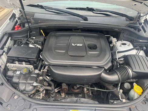 Used 2018 Jeep Grand Cherokee Limited AWD/4WD image 12