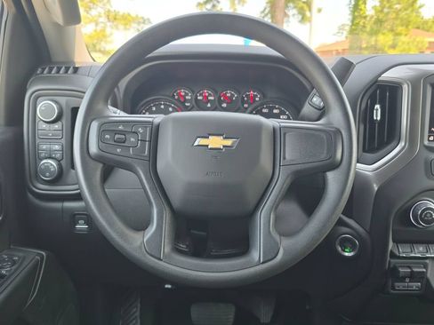 Used 2025 Chevrolet Silverado 2500 Custom w/ Custom Value Package AWD/4WD image 14