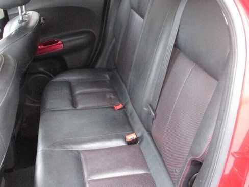 Used 2012 Nissan Juke SL image 16