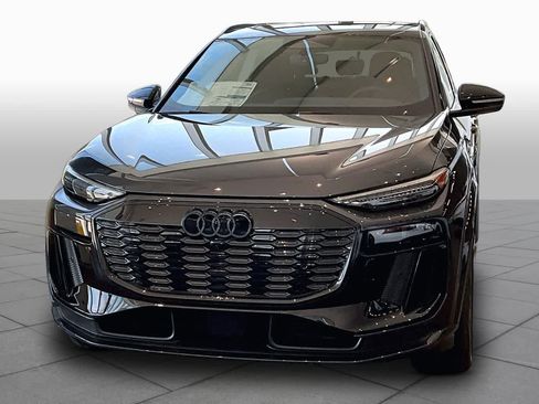 New 2027 Audi Q6 e-tron Premium Plus AWD/4WD image 3