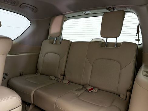 Used 2014 INFINITI QX80 2WD w/ Deluxe Touring Package image 35