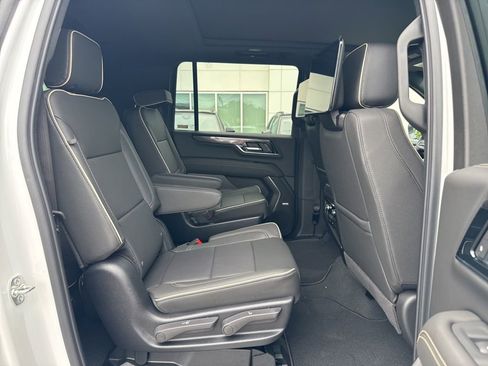 New 2026 GMC Yukon XL Elevation w/ Elevation Premium Package AWD/4WD image 26