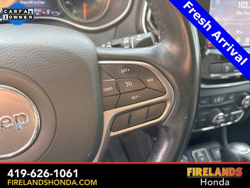 Used 2020 Jeep Cherokee Limited image 22