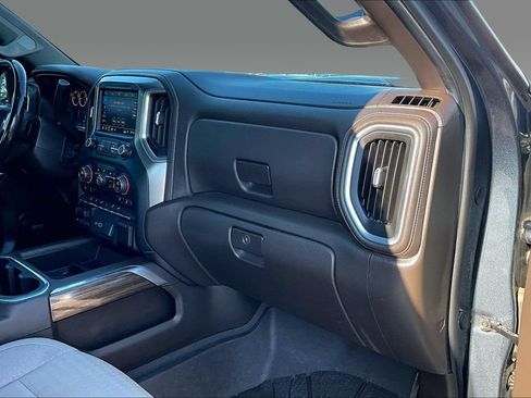 Used 2019 Chevrolet Silverado 1500 RST AWD/4WD image 10