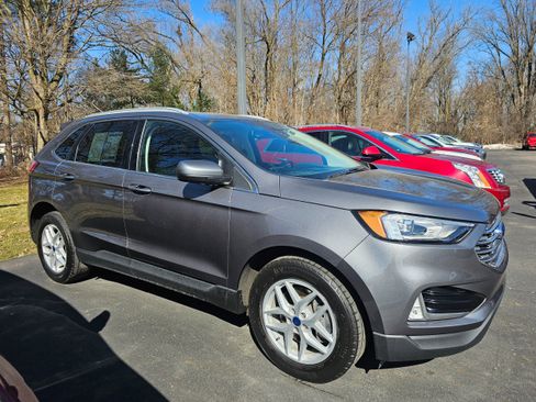 Used 2022 Ford Edge SEL w/ Convenience Package AWD/4WD image 5