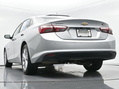 Used 2020 Chevrolet Malibu LT w/ Leather Package FWD image 45