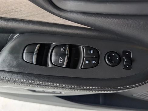 Used 2015 Nissan Murano SL w/ SL Technology Package AWD/4WD image 15