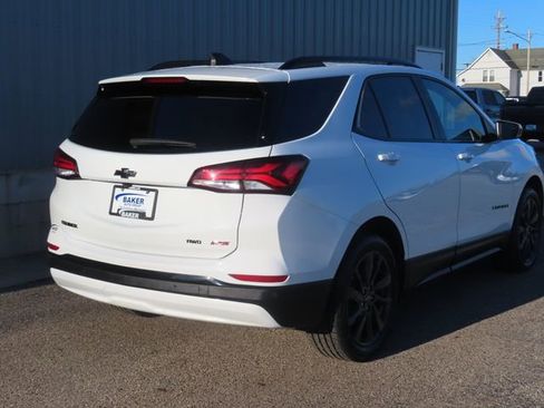 Used 2024 Chevrolet Equinox RS AWD/4WD image 3