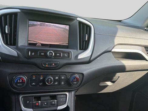 Used 2023 GMC Terrain SLE w/ Driver Convenience Package AWD/4WD image 13