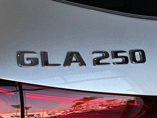 Certified 2026 Mercedes-Benz GLA 250 image 9