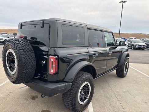 Used 2024 Ford Bronco Badlands w/ Sasquatch Package image 6