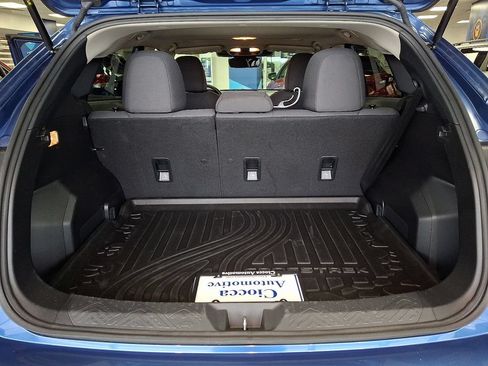 Used 2025 Subaru Crosstrek 2.5i Premium AWD/4WD image 29