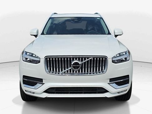 Used 2024 Volvo XC90 B5 Plus w/ Protection Package Premier AWD/4WD image 9