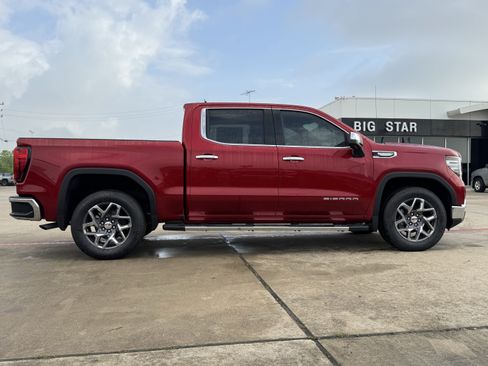 New 2026 GMC Sierra 1500 SLT RWD image 7