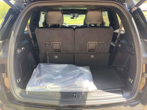 New 2026 Jeep Grand Cherokee L Limited AWD/4WD image 38