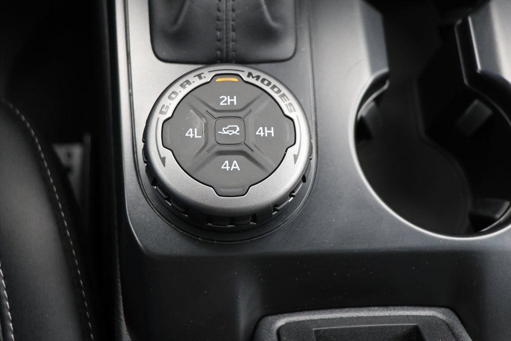 Used 2025 Ford Bronco Badlands AWD/4WD image 25