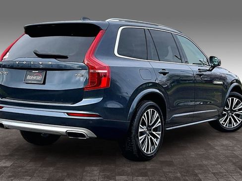 Used 2020 Volvo XC90 T5 Momentum w/ Protection Package Premier image 14