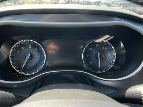 New 2026 Chrysler Voyager LX image 26