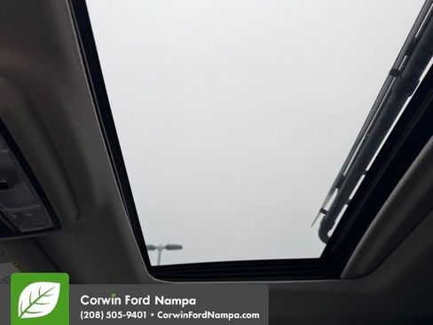 Used 2023 Toyota 4Runner SR5 Premium image 10