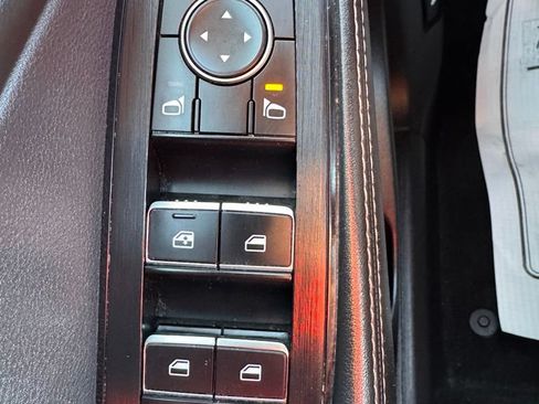 Used 2021 Nissan Rogue Platinum FWD image 26
