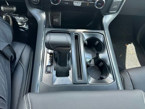 New 2025 Ford F150 XLT w/ Equipment Group 301A Standard image 58