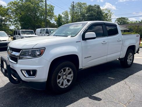 Used 2016 Chevrolet Colorado LT w/ LT Convenience Package AWD/4WD image 4