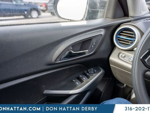 New 2026 Chevrolet Trax LS w/ LS Convenience Package image 17