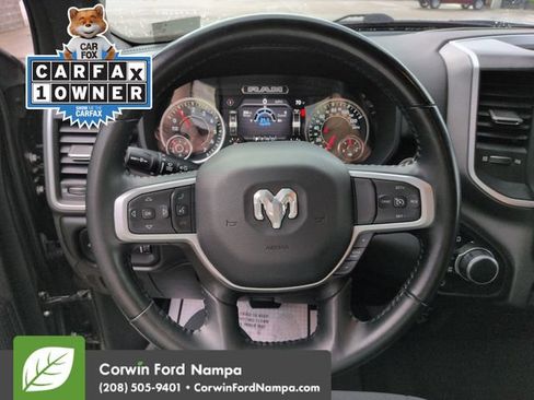 Used 2022 RAM 1500 Big Horn AWD/4WD image 14