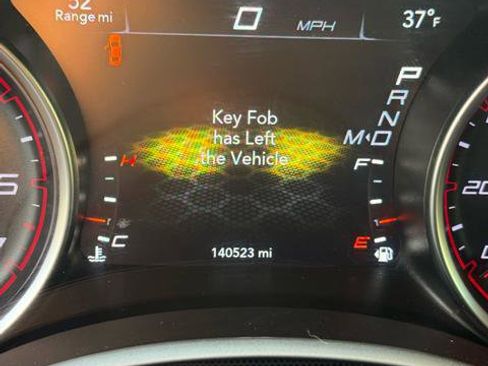 Used 2018 Dodge Charger SXT Plus w/ Navigation & Travel Group image 13