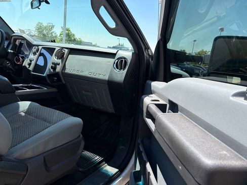 Used 2011 Ford F350 XLT w/ XLT Interior Pkg AWD/4WD image 28