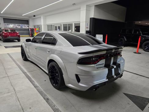 Used 2023 Dodge Charger Scat Pack RWD image 4