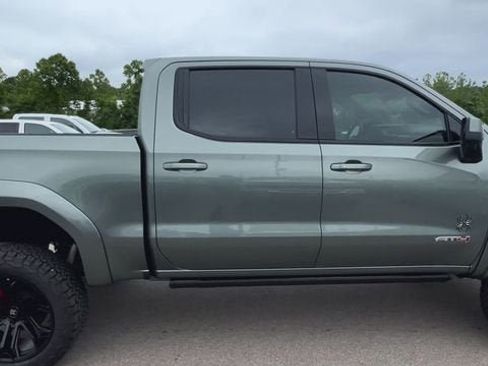 New 2025 GMC Sierra 1500 AT4 w/ AT4 Premium Package image 9