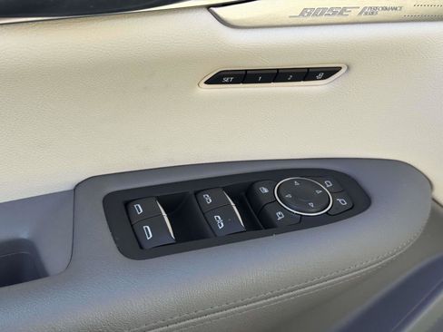 Certified 2023 Cadillac XT5 Premium Luxury image 13