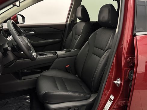 Used 2023 Nissan Rogue SL w/ SL Premium Package image 17