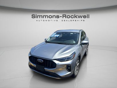 Used 2023 Ford Escape Platinum