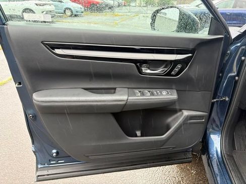 Used 2024 Honda CR-V EX-L image 11