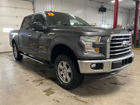 Used 2015 Ford F150 XLT w/ Equipment Group 302A Luxury image 3
