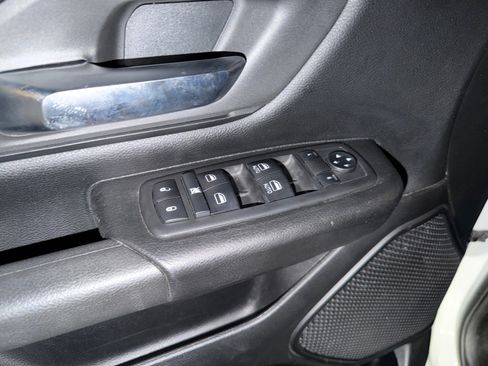 Used 2019 RAM 1500 Tradesman RWD image 17