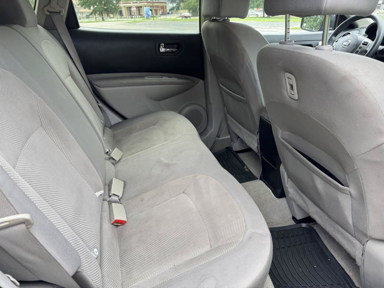 Used 2015 Nissan Rogue S w/ Convenience Package FWD image 38