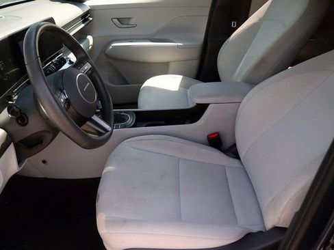 Used 2025 Hyundai Kona SEL image 12
