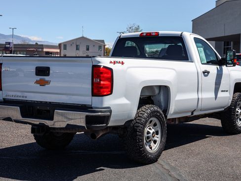 Used 2017 Chevrolet Silverado 2500 W/T w/ WT Convenience Package AWD/4WD image 4