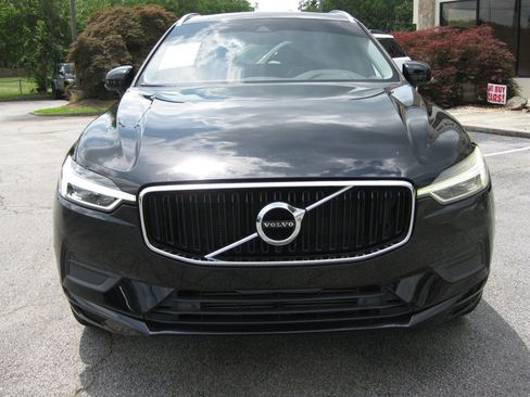 Used 2019 Volvo XC60 T5 Momentum w/ Premium Package FWD image 2
