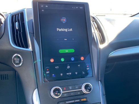 Used 2022 Ford Edge Titanium w/ Equipment Group 301A image 21