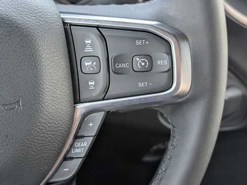 Used 2026 RAM 2500 Big Horn AWD/4WD image 16