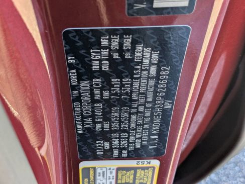 Used 2023 Kia Carnival SX image 41