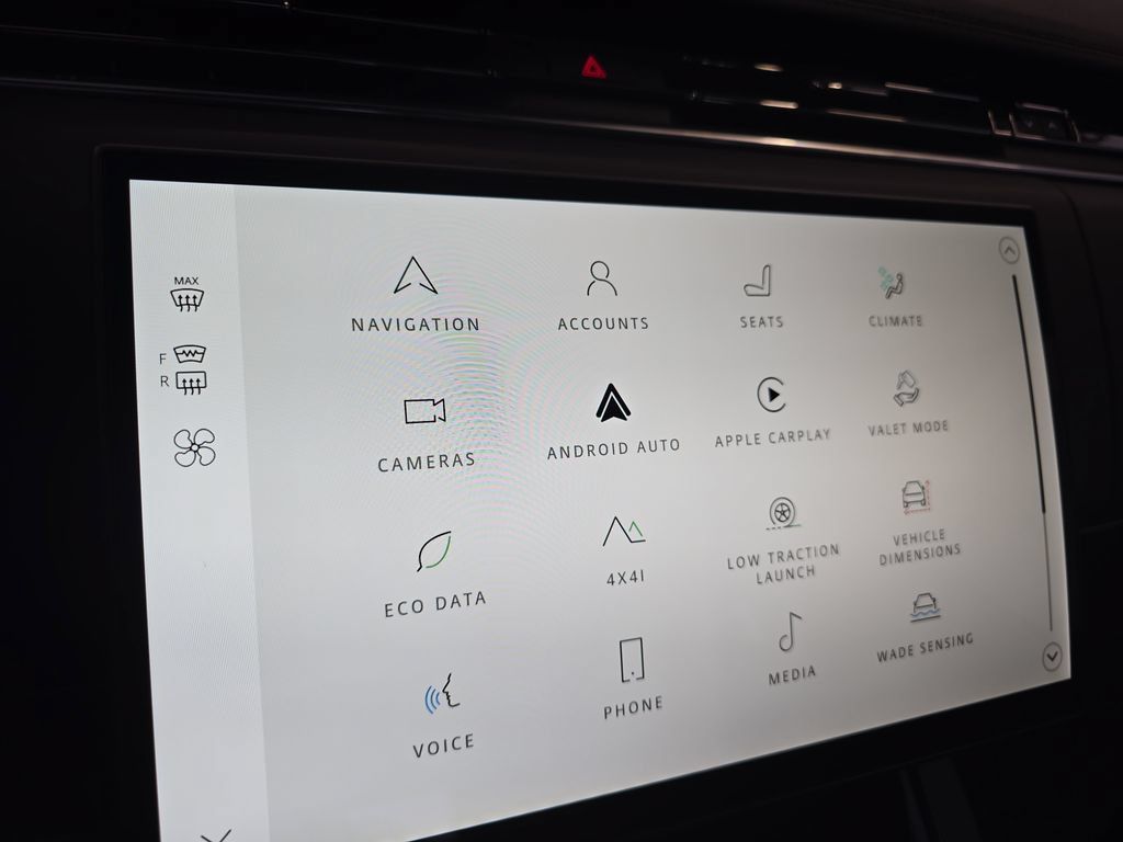 New 2026 Land Rover Range Rover Sport SE AWD/4WD image 16