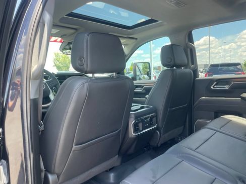 Used 2025 GMC Sierra 2500 Denali w/ Technology Package AWD/4WD image 24