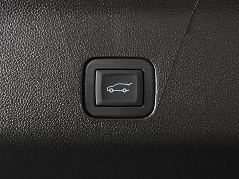 Used 2026 GMC Yukon XL AT4 Ultimate image 15